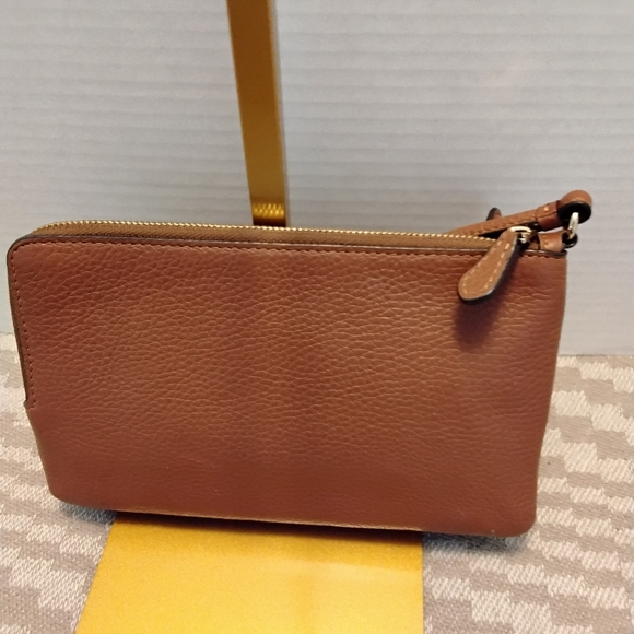 Coach bundle featuring a mix of classic signature and leather pieces - Picture 3 of 10